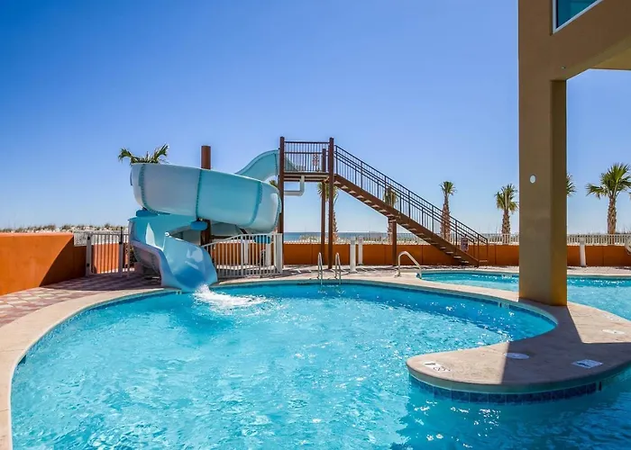 Phoenix 702 Apartment *